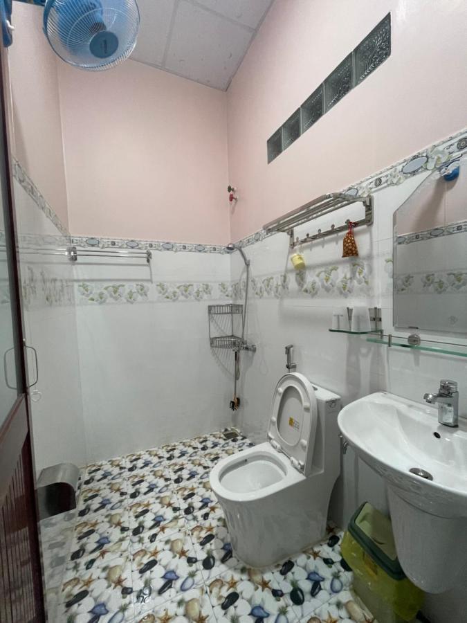 Nha Nghi Lien Hoa Bed & Breakfast Ха Тени Екстериор снимка