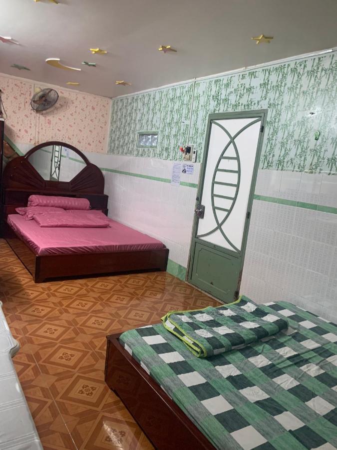 Nha Nghi Lien Hoa Bed & Breakfast Ха Тени Екстериор снимка