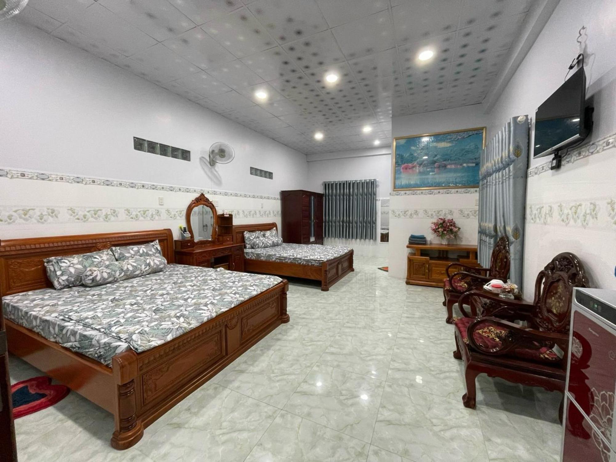 Nha Nghi Lien Hoa Bed & Breakfast Ха Тени Екстериор снимка
